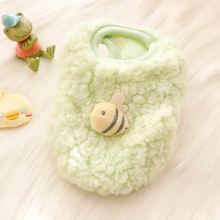 1 pcs Cute Winter Clothing for Bunnies and Kittens
