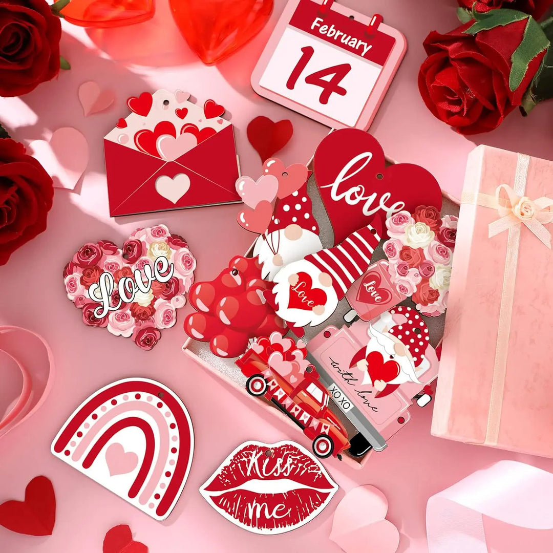 24-piece hanging Valentine decorations