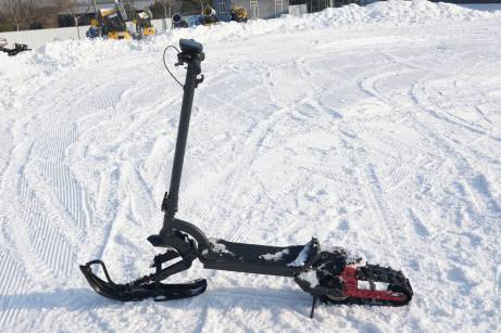 Adult Electric Snow Scooter (2000W/ 40KM Range/ 45KMPH Top Speed) Black - KL15