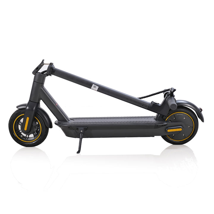 CXV3 Max Adult Electric Scooter 500W Powerful Motor, 55KM Range, 33KMPH Top speed, Black,Top Quality, 1-year warranty