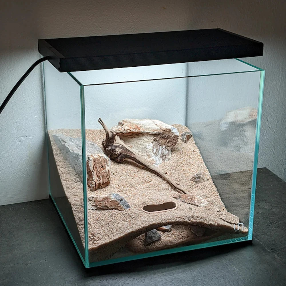 Arched cave for aquatic pet tank
