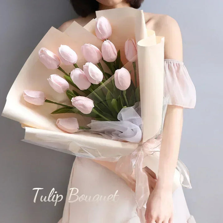 Artificial tulip flowers set