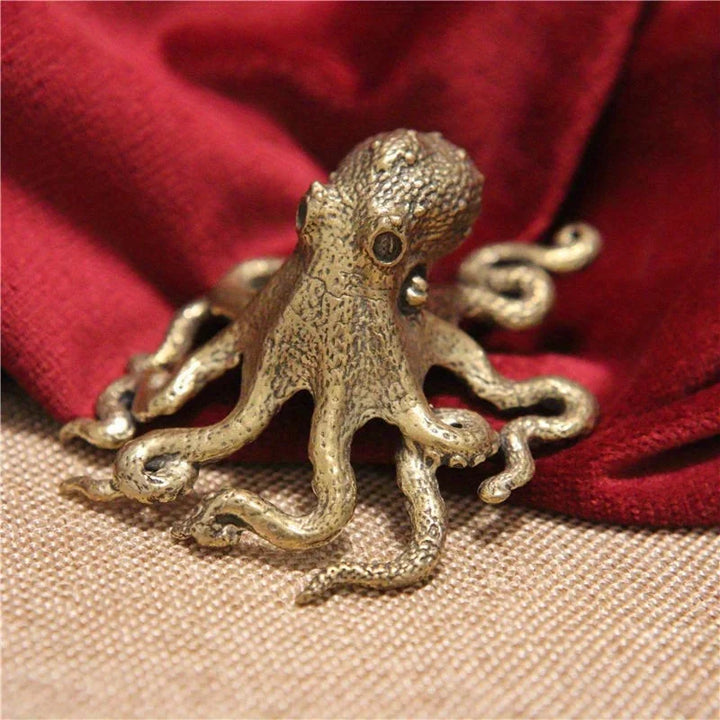 Artistic octopus aquarium decor item