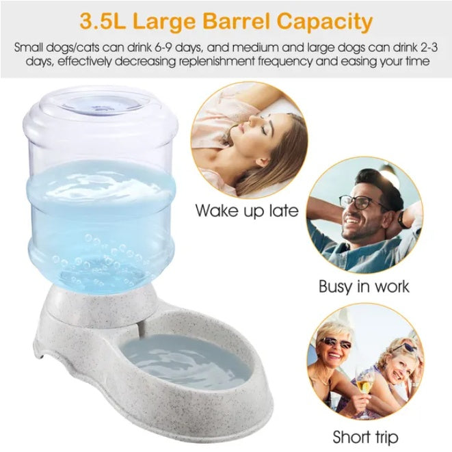 Automatic waterer for small pets