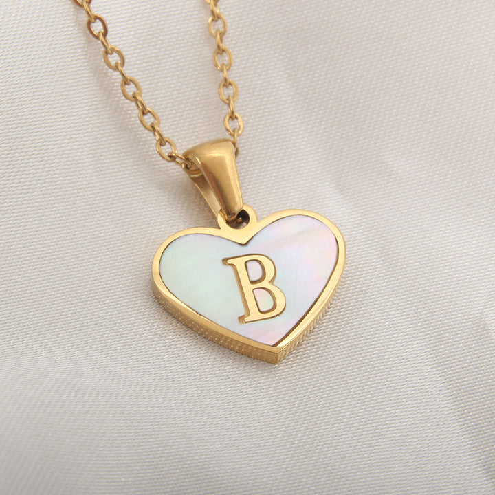 B Love letter heart-shaped chain necklace