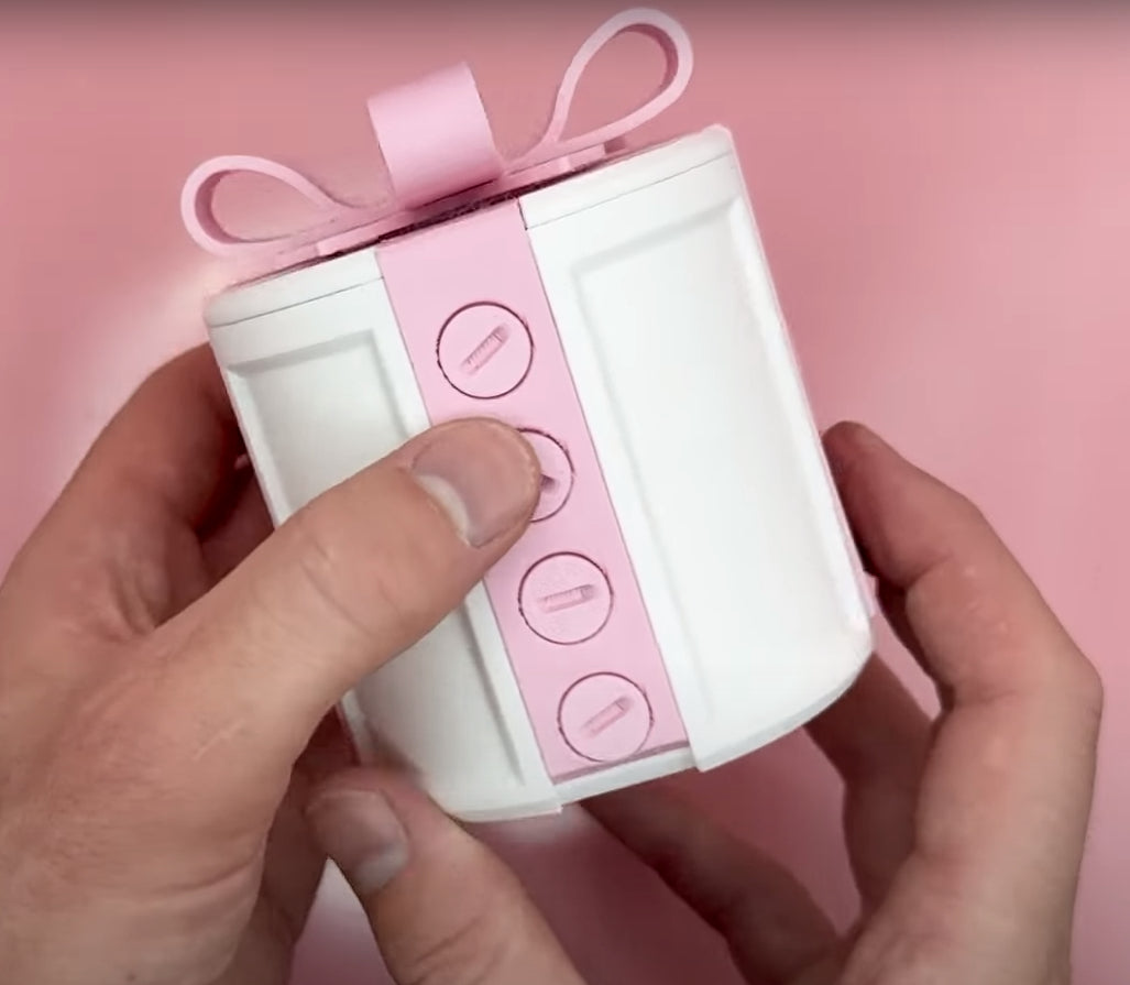 Bowknot annoying gift box