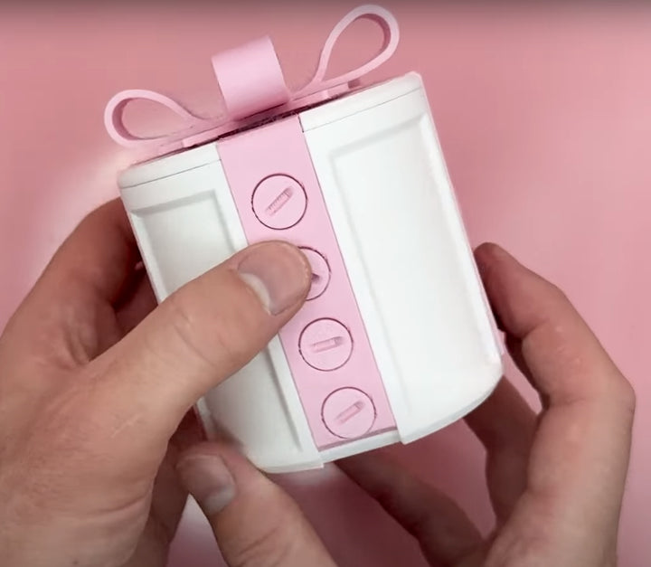 Bowknot annoying gift box