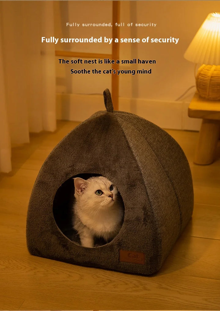 Cozy and Thickened Closed Cat House
