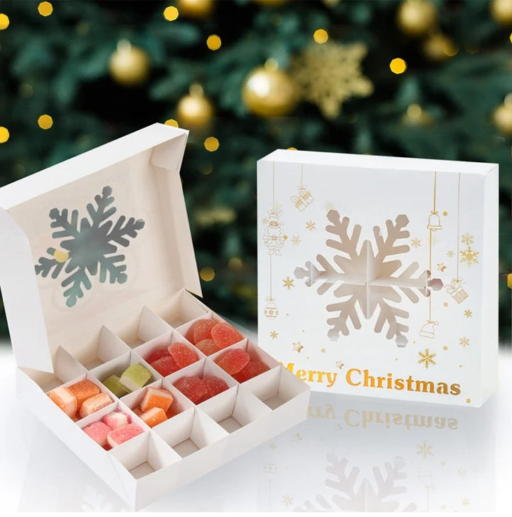 Elegant Christmas wrapping boxes for treats