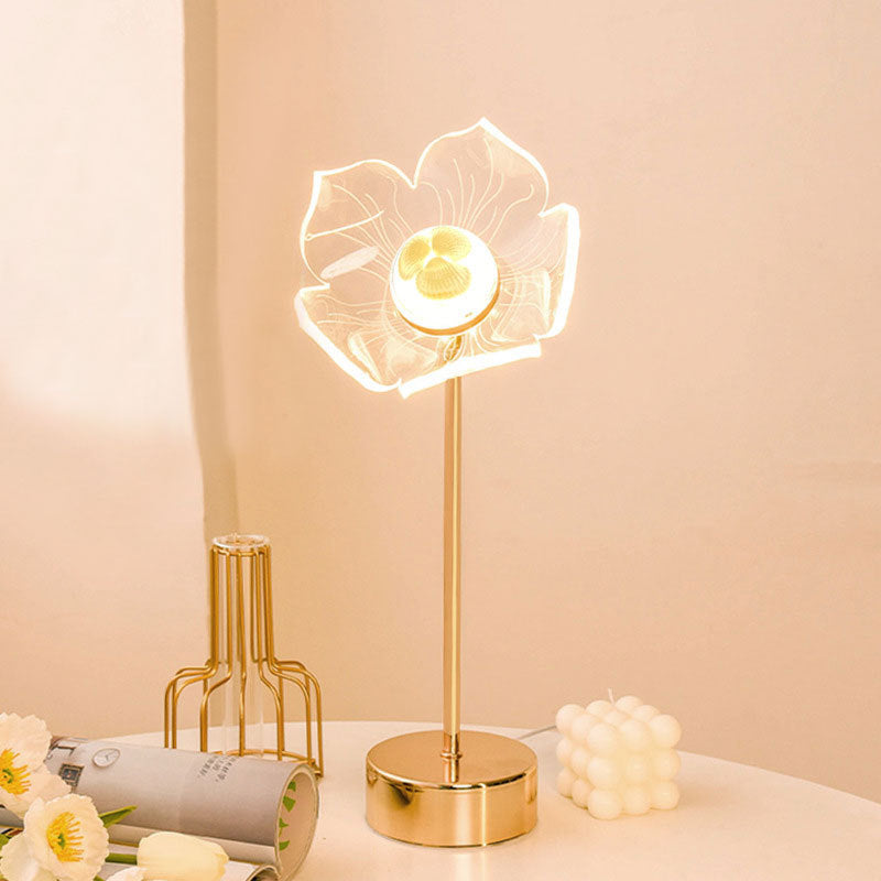 Elegant Shell Lamp