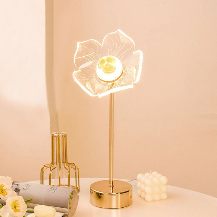 Elegant Shell Lamp