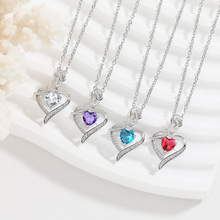 Everlasting flower heart-shaped necklace gift