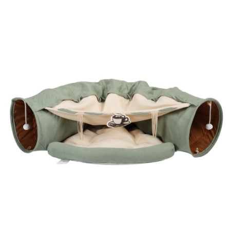 Feline supplies telescopic play tunnel