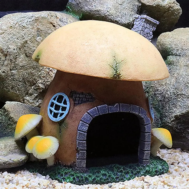 Fish and shrimp shelter for tanks