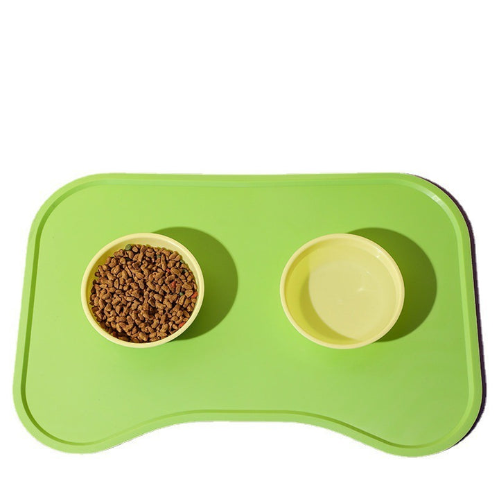 Green pet feeding tray 