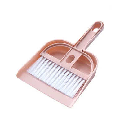 Handheld Dustpan for Small Animals
