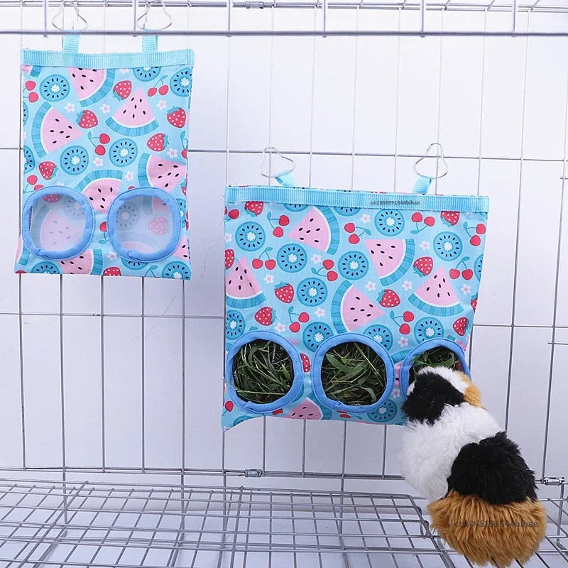 Hanging food bag for bunny cages.