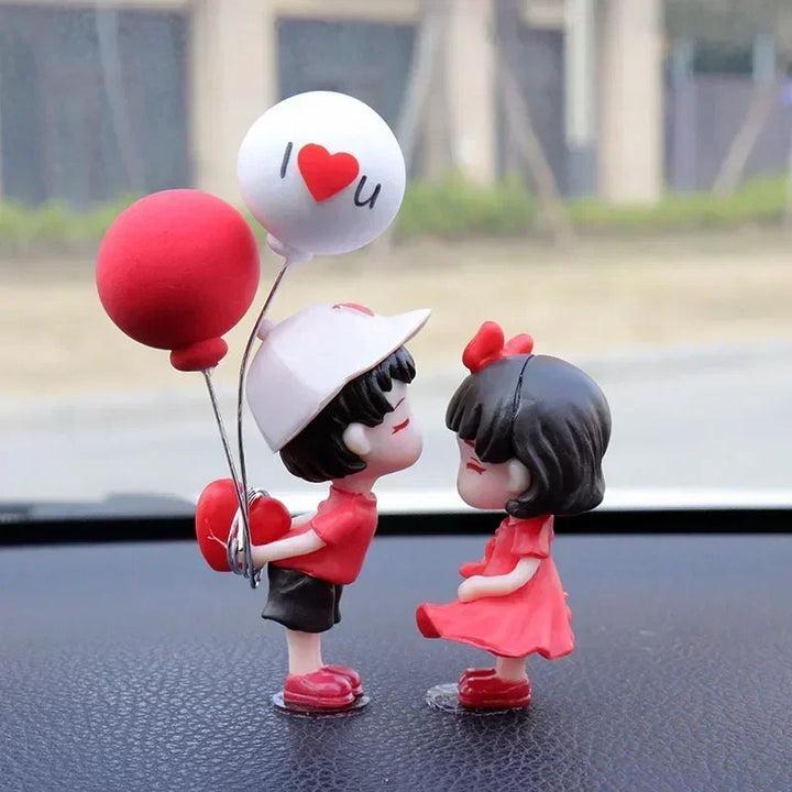 Heart-shaped balloon figurine