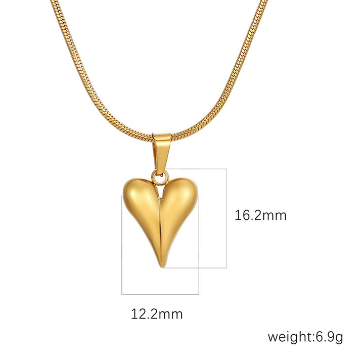 Heart-shaped love necklace Valentine’s