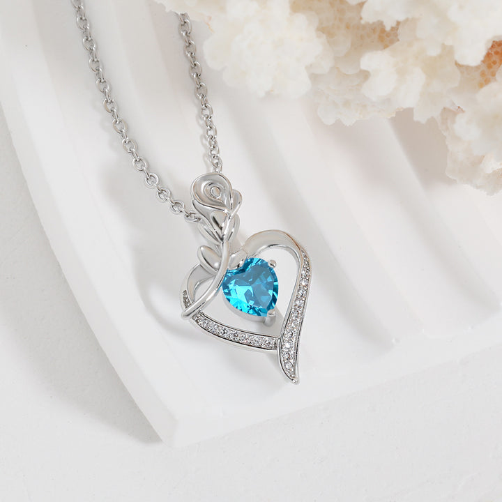 Heart-shaped rose love necklace gift