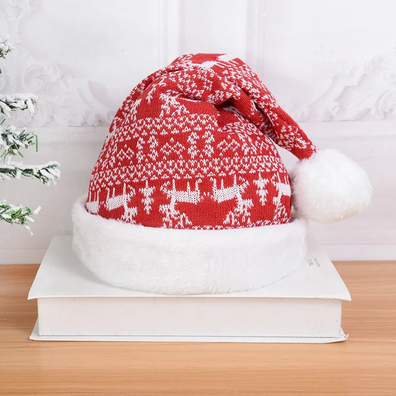 Knitted Beanie with Pompom for Navidad