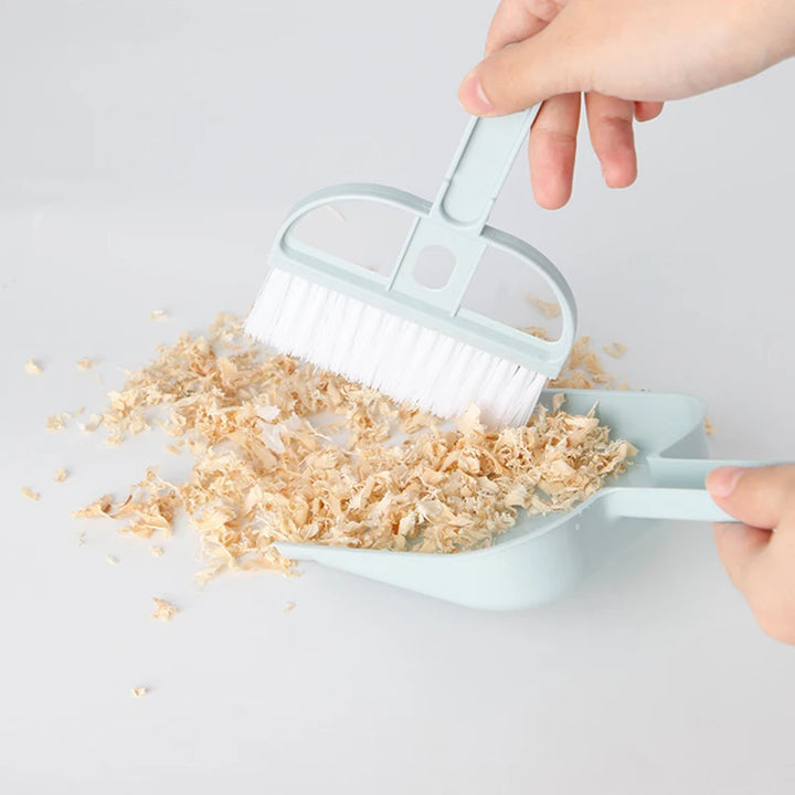 Lightweight Pet Dustpan Set
