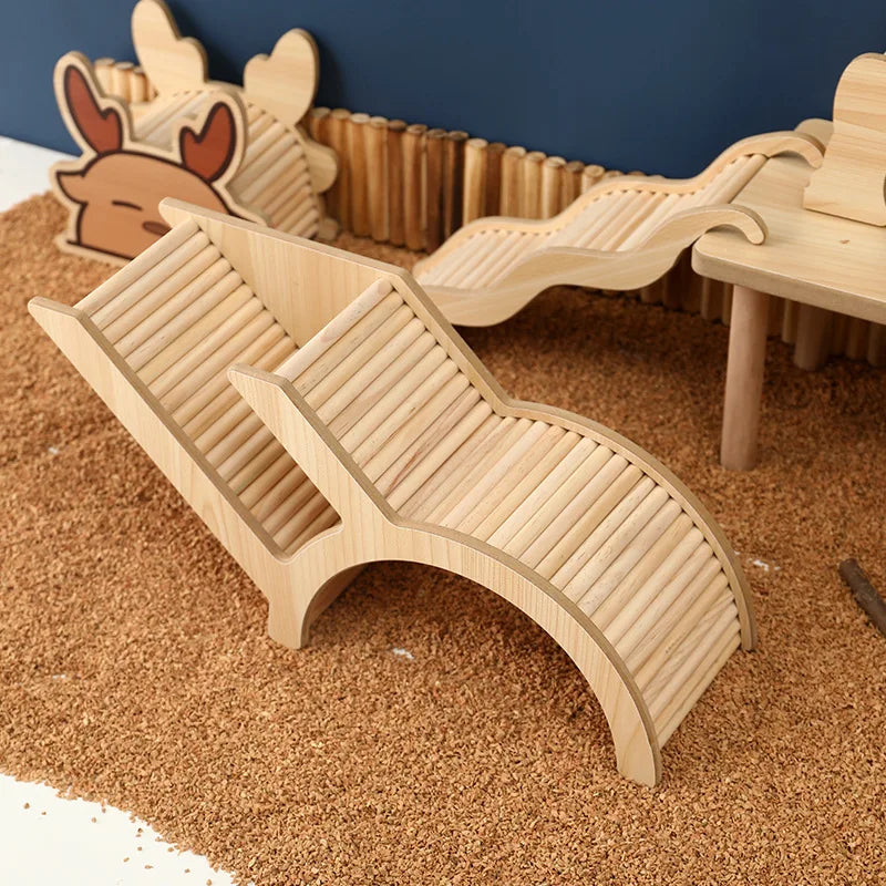 Lizard Wooden Playhouse
