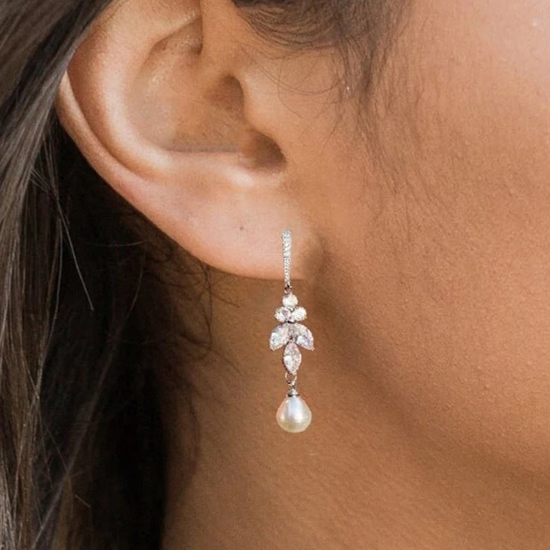 Luxury Pearl Earrings Lady