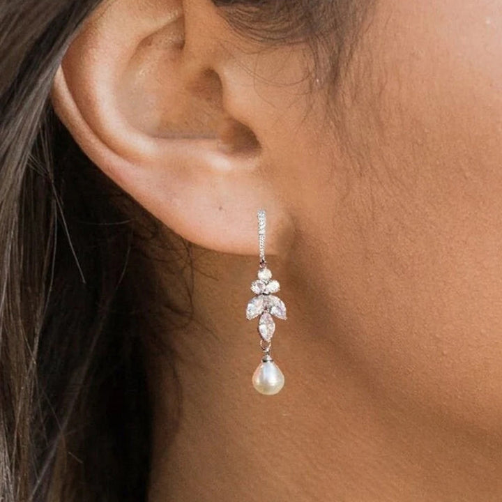 Luxury Pearl Earrings Lady