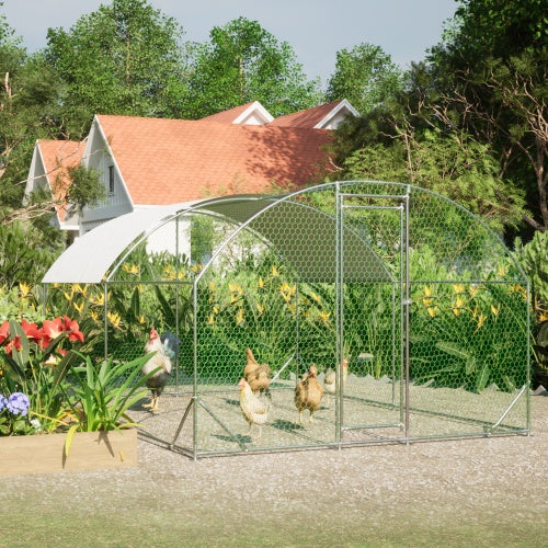 Metal chicken run with anti-UV roof
