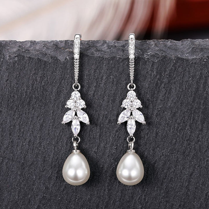 Modern Pearl Drop Earrings