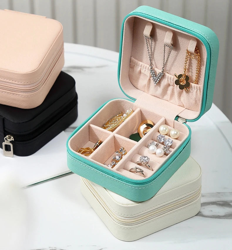 PU leather necklace storage box