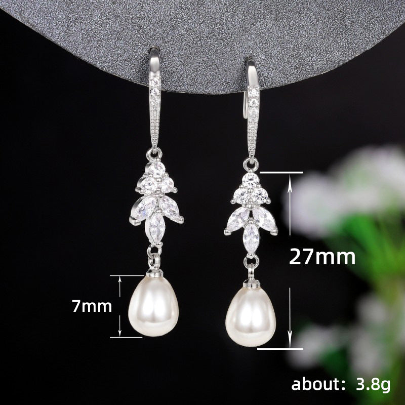 Pearl Dangle Earrings