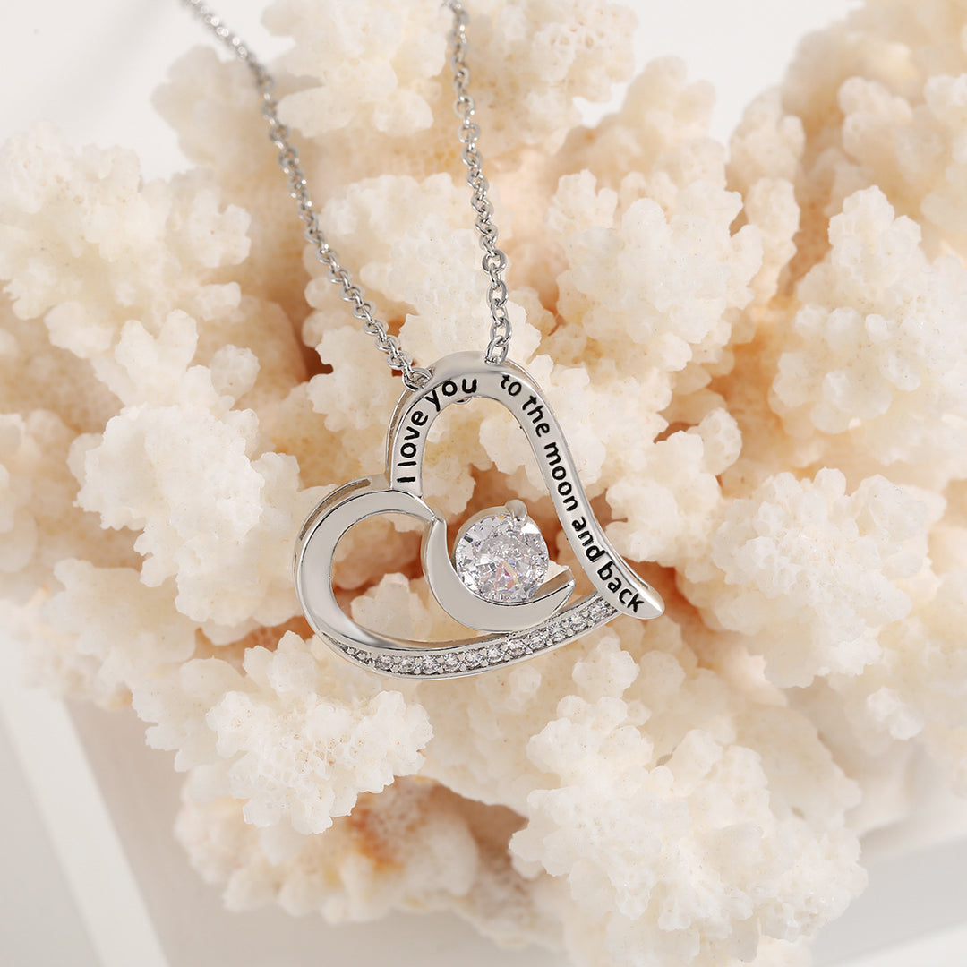 Personality love heart pendant necklace