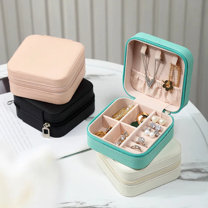 Portable PU leather jewelry box