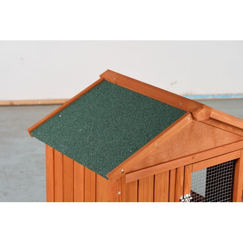 Rabbit hutch with waterproof asphalt roof