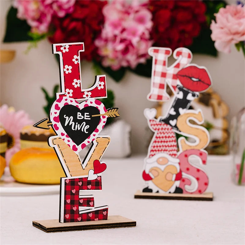 Romantic anniversary table decor