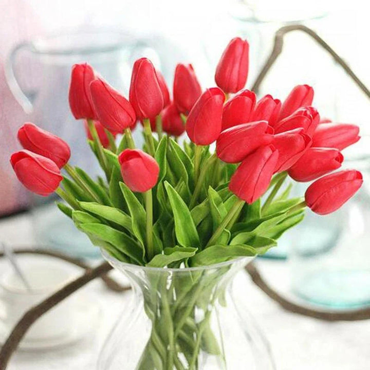 Romantic tulip bouquet for gifts