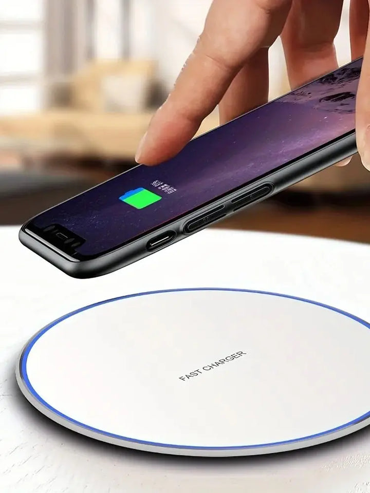 15 W Universal Fast Wireless Charging Station | Wireless Charger Pad For iPhone 14 13 12 15 11Pro XS Max