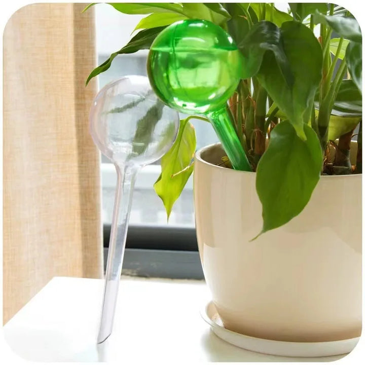 Self Watering Plastic Ball Feeder Water Cans Flowerpot Drip Irrigation Device for Indoor Outdoor Plants