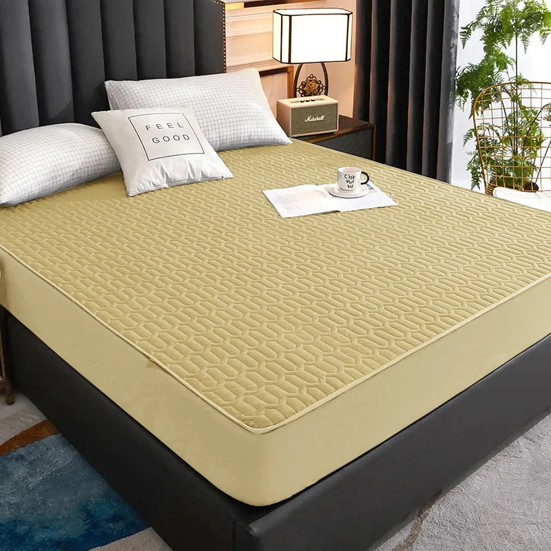 Waterproof Thicken Mattress Cover Quilted Latex Mat Bed Covers Pad Skin-Friendly Fitted Sheet Protector Bedspread150/160/180x200