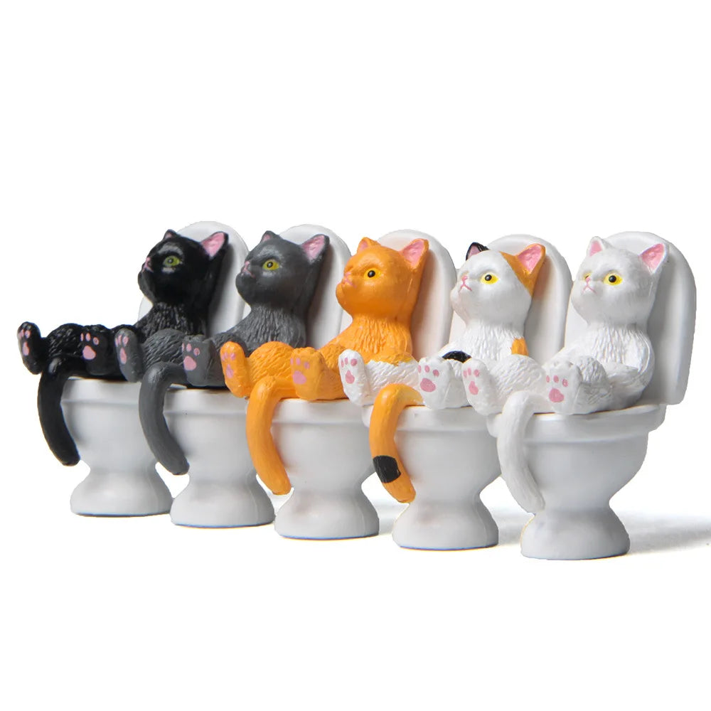 Cat on Toilet Resin Figure Dollhouse Decor Fairy Garden Miniature Ornament