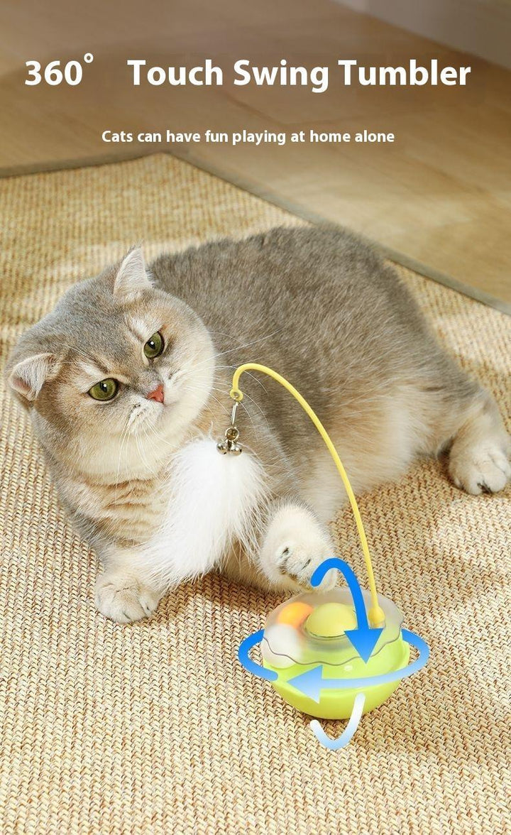 Self-balancing tumbler ball for cats