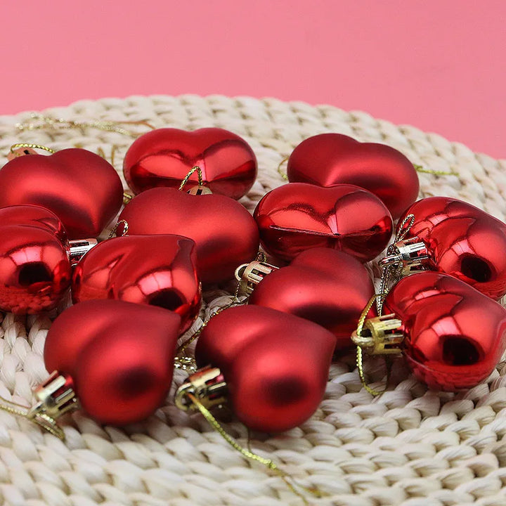 Shiny and matte Christmas Heart shape pendants