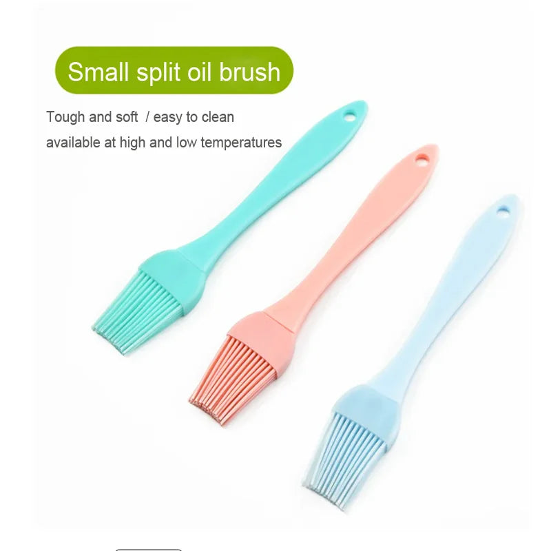 Small Split Oil Brush