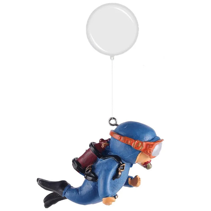 Small diver ornament for aquariums