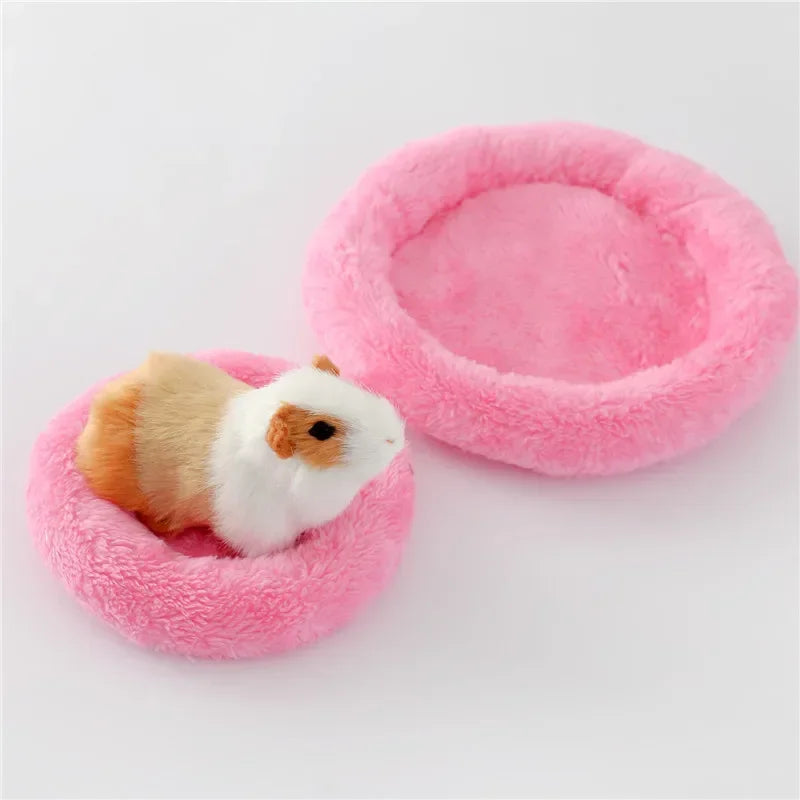 Soft Hamster Nest Mat for Small Pets in pink color 
