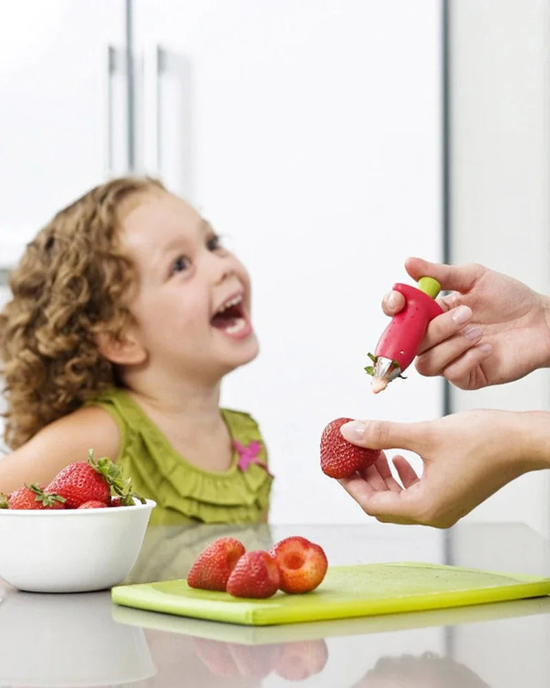 Strawberry huller with ergonomic design