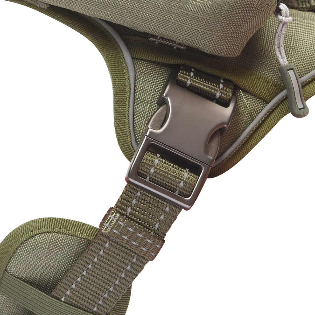 Tactical dog vest with metal buckles