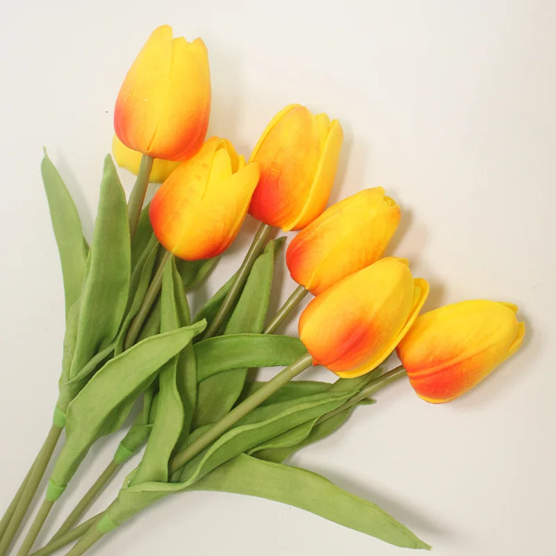 Tulip flower bundle for events